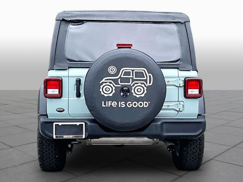 Used 2023 Jeep Wrangler Sport AWD/4WD image 5