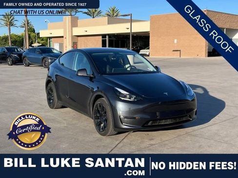 Used 2025 Tesla Model Y Long Range AWD/4WD image 1