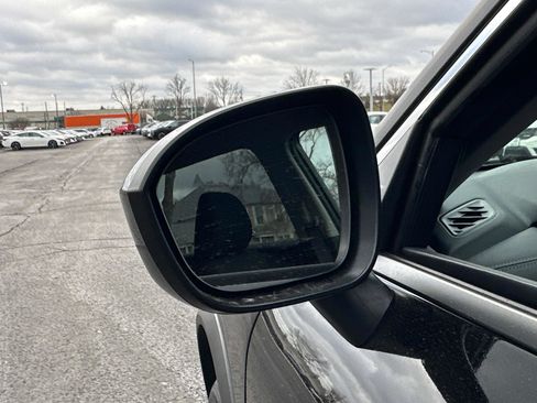 New 2026 Nissan Rogue SV AWD/4WD image 10