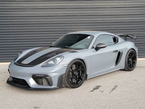 Certified 2024 Porsche 718 Cayman GT4 RS RWD image 1