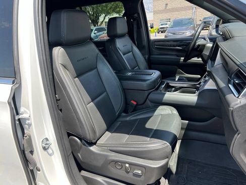 Used 2022 GMC Yukon Denali AWD/4WD image 19