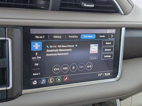 Used 2021 GMC Yukon Denali w/ Denali Premium Package image 36