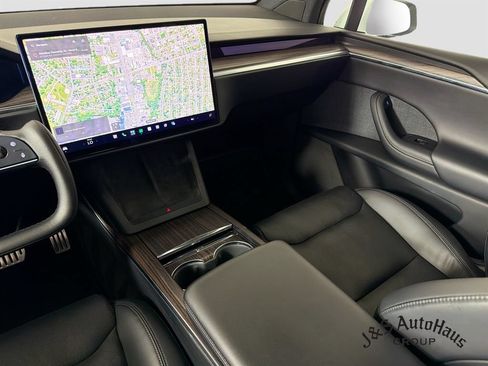 Used 2022 Tesla Model X AWD/4WD image 30