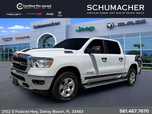 Certified 2024 RAM 1500 Big Horn AWD/4WD image 3