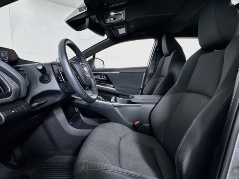 Used 2023 Subaru Solterra AWD image 8