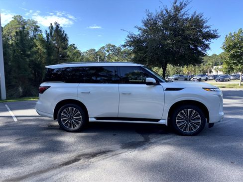 New 2026 INFINITI QX80 Luxe w/ Cargo Package image 33