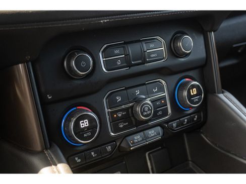 Used 2023 Chevrolet Tahoe High Country AWD/4WD image 28