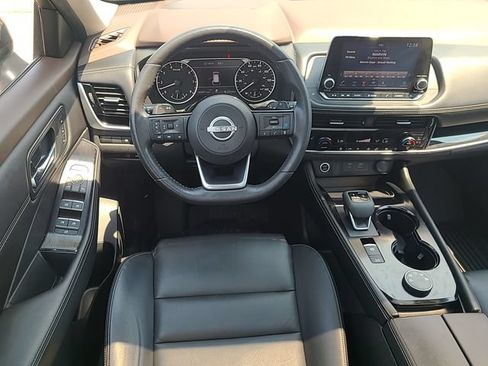 Used 2023 Nissan Rogue SL AWD/4WD image 25