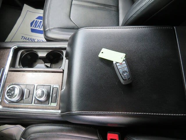 Used 2021 Ford Expedition Max Limited AWD/4WD image 21