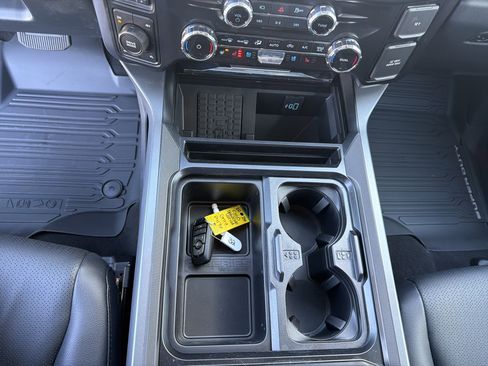 Used 2026 Ford F350 Lariat w/ Black Appearance Package image 54