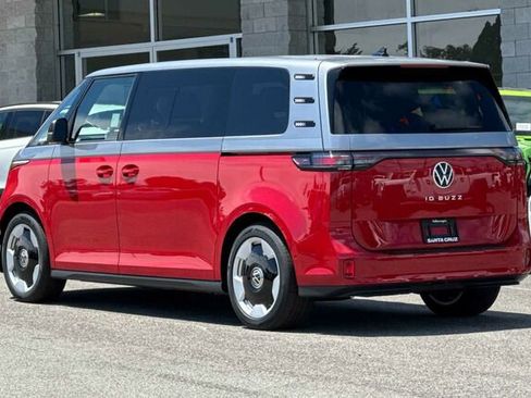New 2025 Volkswagen ID. Buzz Pro S Plus image 6