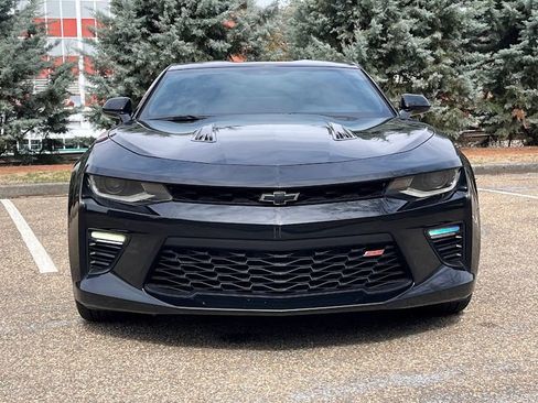Used 2017 Chevrolet Camaro SS image 22