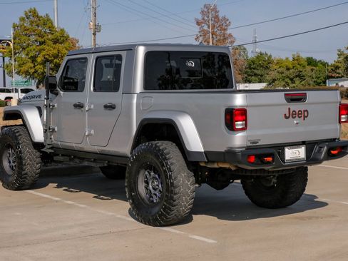 Used 2023 Jeep Gladiator Mojave AWD/4WD image 13