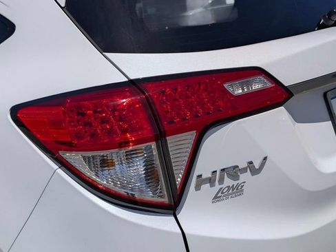 Used 2020 Honda HR-V EX image 9