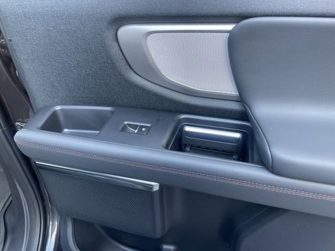 New 2025 Ford Expedition Active image 60