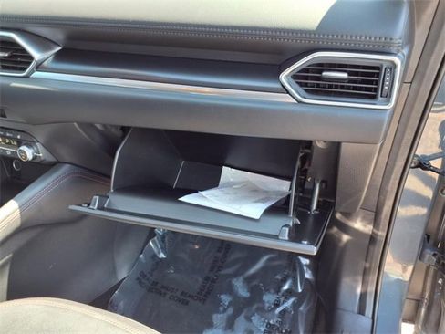 Used 2024 MAZDA CX-5 Carbon Edition image 94