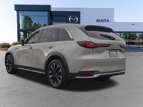 Certified 2024 MAZDA CX-90 Plug-In Hybrid w/ Premium Plus AWD/4WD image 7