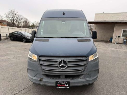 Used 2019 Mercedes-Benz Sprinter 170 image 42