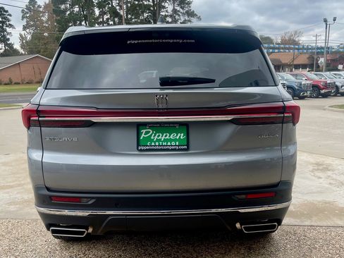 New 2026 Buick Enclave Preferred image 7