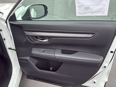 Used 2024 Honda CR-V LX image 32