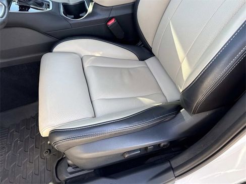 Certified 2025 Subaru Outback Limited image 15