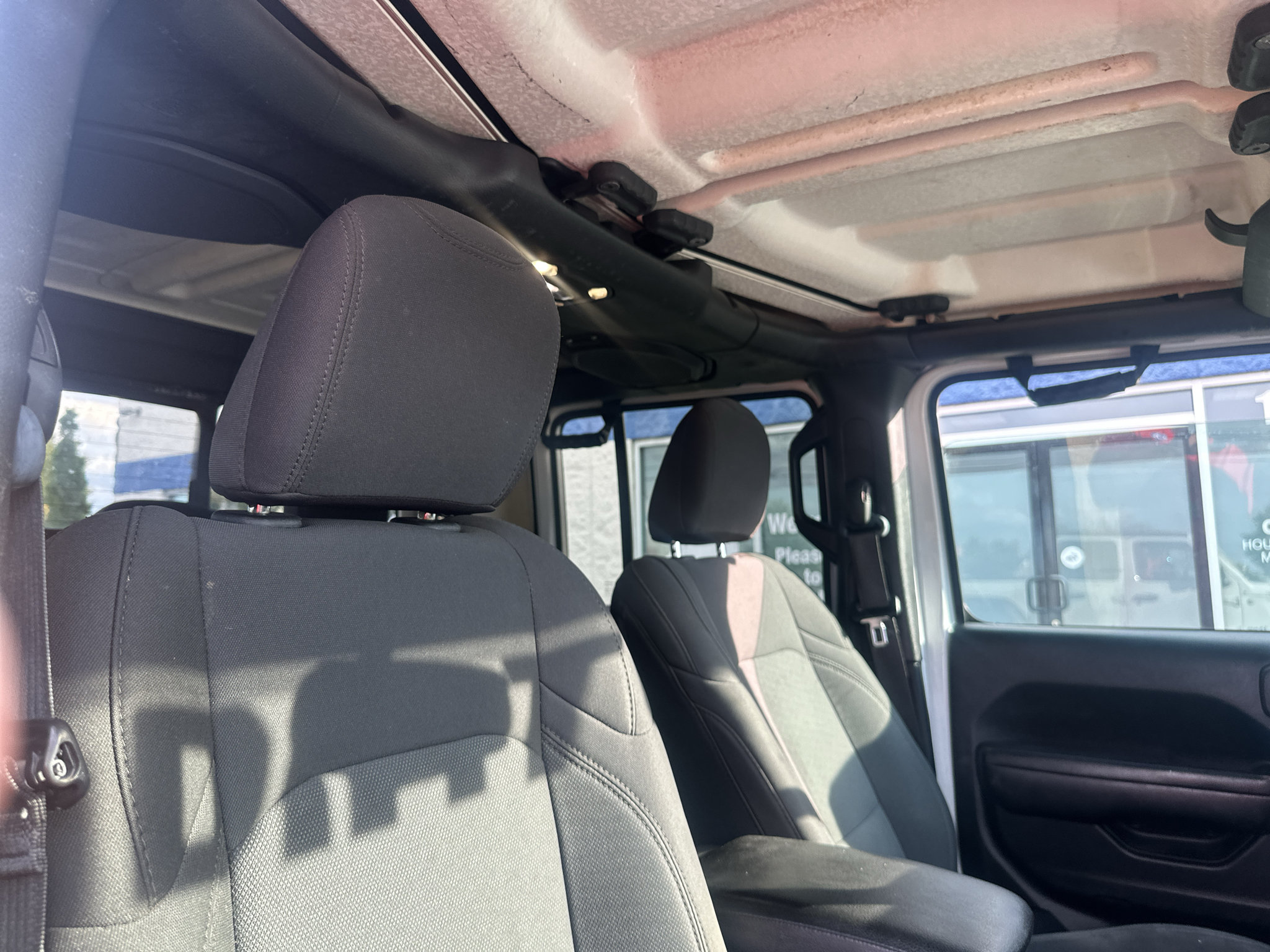 Used 2020 Jeep Gladiator Sport w/ Quick Order Package 24S AWD/4WD image 12