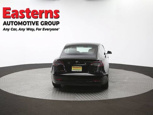 Used 2018 Tesla Model 3 Long Range RWD image 33