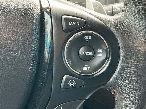 Used 2016 Honda Pilot Touring image 19