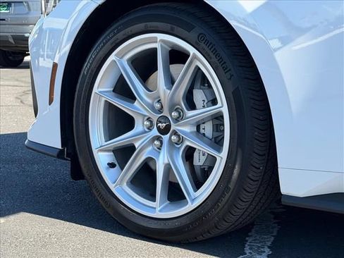 Used 2025 Ford Mustang GT Premium RWD image 22