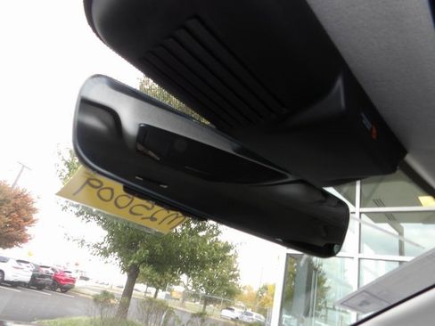 New 2025 Mitsubishi Outlander SE image 24