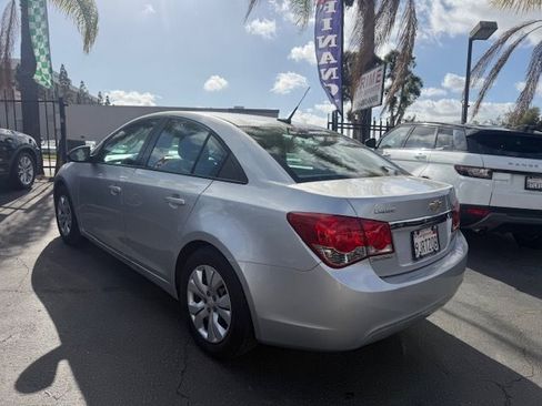 Used 2014 Chevrolet Cruze LS image 7