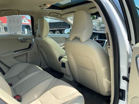 Used 2013 Volvo S60 T5 AWD/4WD image 82