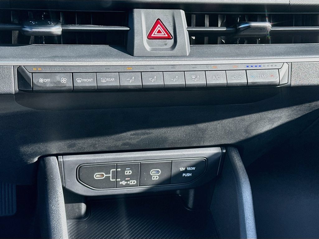 New 2026 Kia K4 FWD image 15