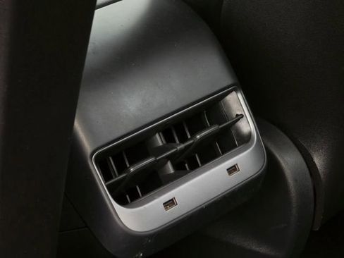 Used 2018 Tesla Model 3 Long Range RWD image 42