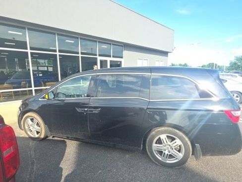 Used 2012 Honda Odyssey Touring image 8