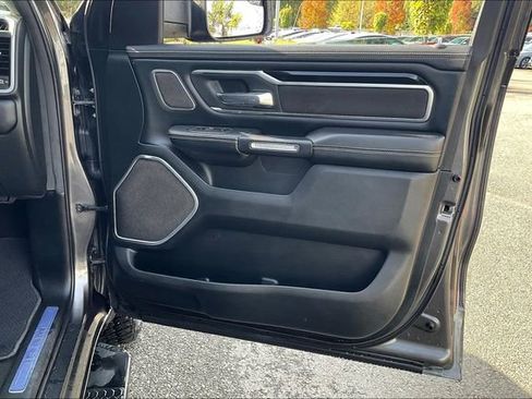 Used 2020 RAM 1500 Laramie w/ Night Edition image 20