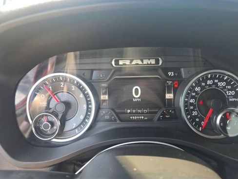 Used 2022 RAM 1500 Laramie AWD/4WD image 13