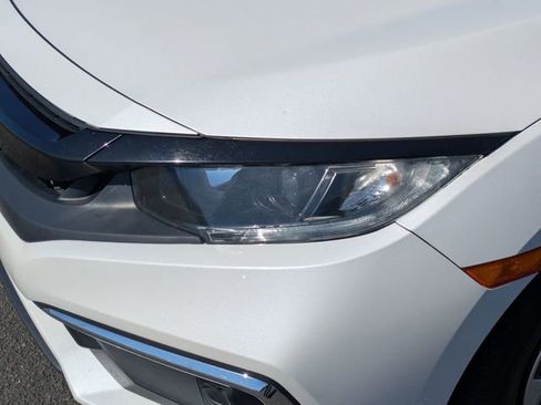 Used 2019 Honda Civic LX image 9