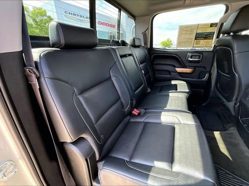 Used 2015 Chevrolet Silverado 1500 LTZ AWD/4WD image 19