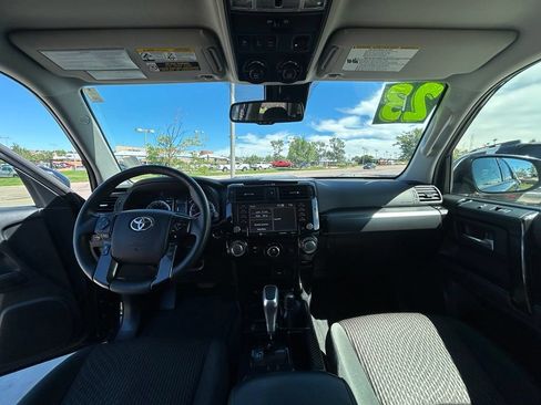 Used 2023 Toyota 4Runner TRD Off-Road AWD/4WD image 10