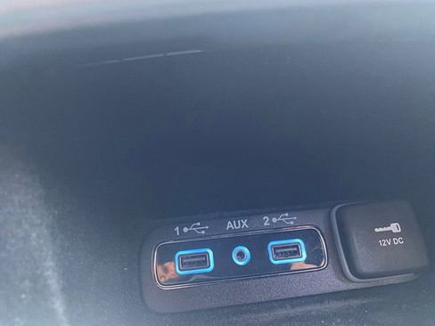 Used 2021 Jeep Grand Cherokee Laredo X image 21