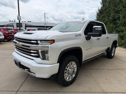 Used 2022 Chevrolet Silverado 2500 High Country AWD/4WD image 7