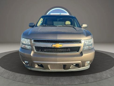 Used 2014 Chevrolet Tahoe LT w/ Luxury Package image 14
