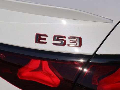 New 2026 Mercedes-Benz E 53 AMG e 4MATIC Sedan image 8