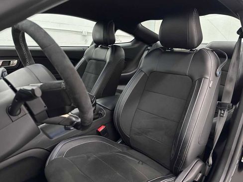 Used 2018 Ford Mustang Shelby GT350 w/ Convenience Package image 12