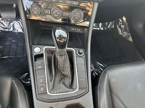 Used 2023 Volkswagen Jetta SEL image 23