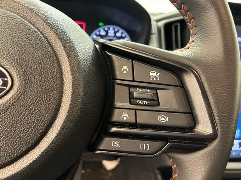 Used 2024 Subaru Crosstrek 2.5i Limited AWD/4WD image 22