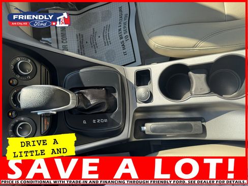 Used 2015 Ford Escape SE image 25