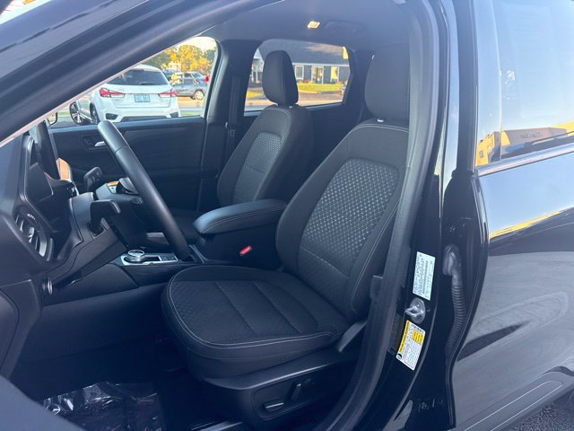 Used 2023 Ford Escape Active w/ Tech Pack #2 AWD/4WD image 13