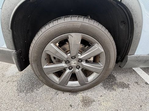 Used 2025 Honda Pilot Sport image 18